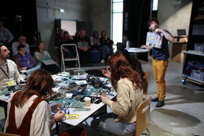 Démontage conférencé