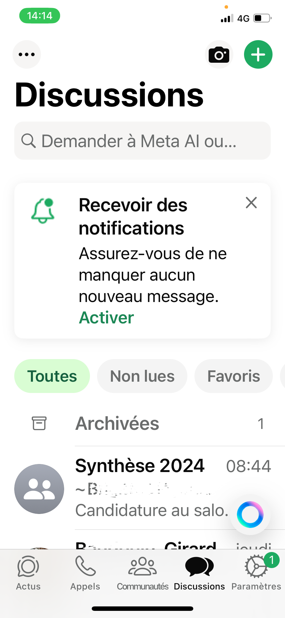 Sur WhatsApp, un message s’affiche : « Recevoir des notifications. Assurez-vous de ne manquer aucun nouveau message. »
